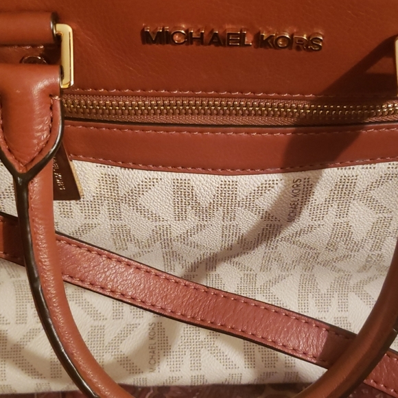 Michael Kors Satchel - Picture 6 of 6